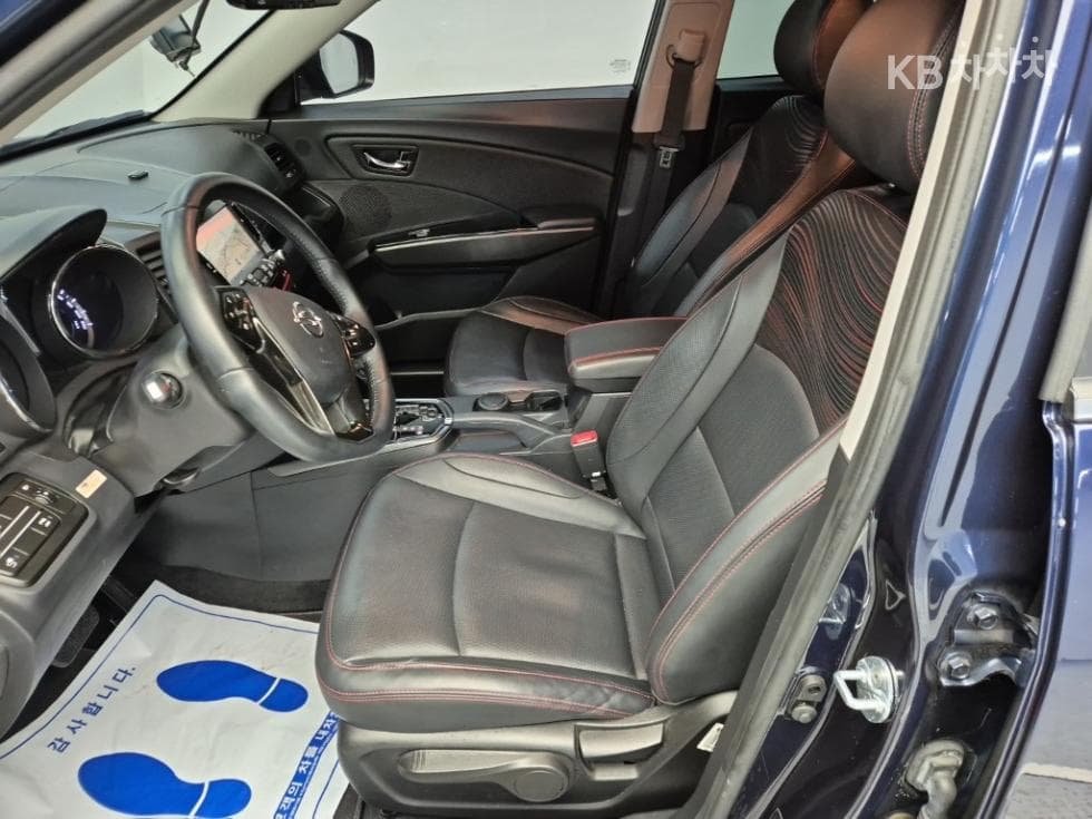 KG Mobility Tivoli AirGasoline 2WD RX - 11