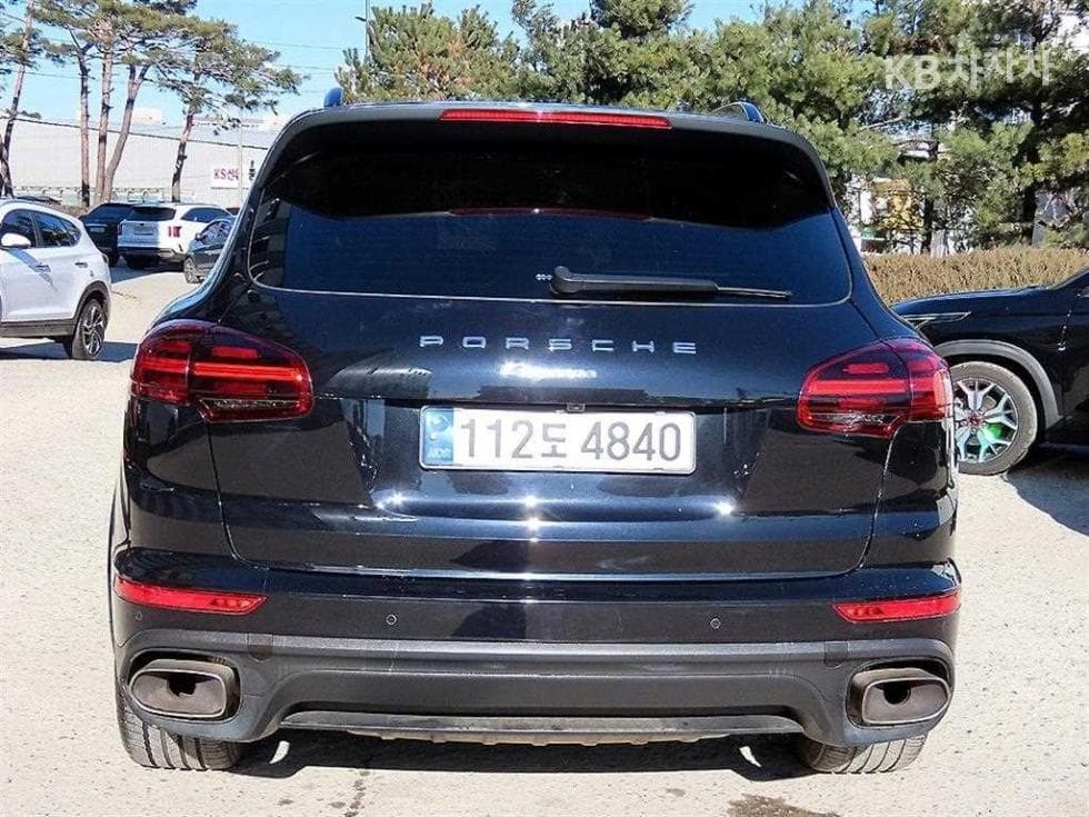 Porsche New Cayenne(958)3.0 Diesel Platinum Edition - 4