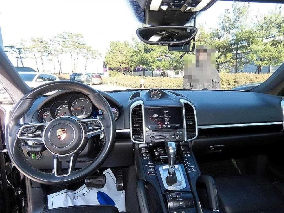 Porsche New Cayenne(958)3.0 Diesel Platinum Edition - 7