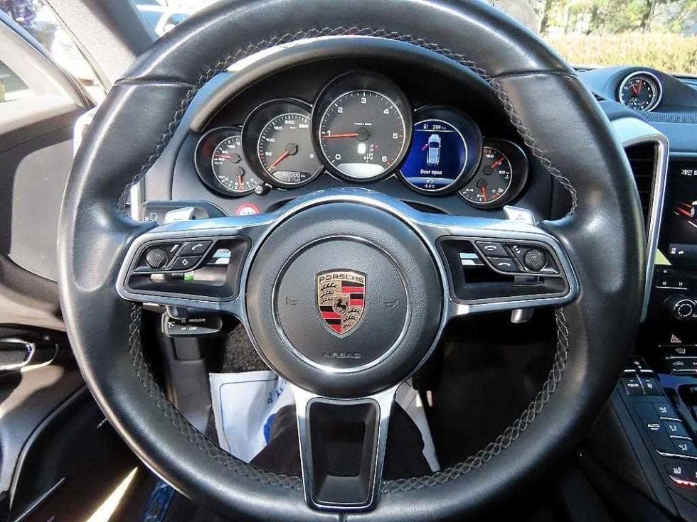 Porsche New Cayenne(958)3.0 Diesel Platinum Edition - 8