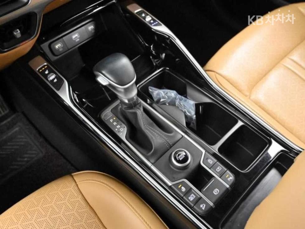 Kia Sorento 4th generation2.2 Diesel 2WD Prestige - 9