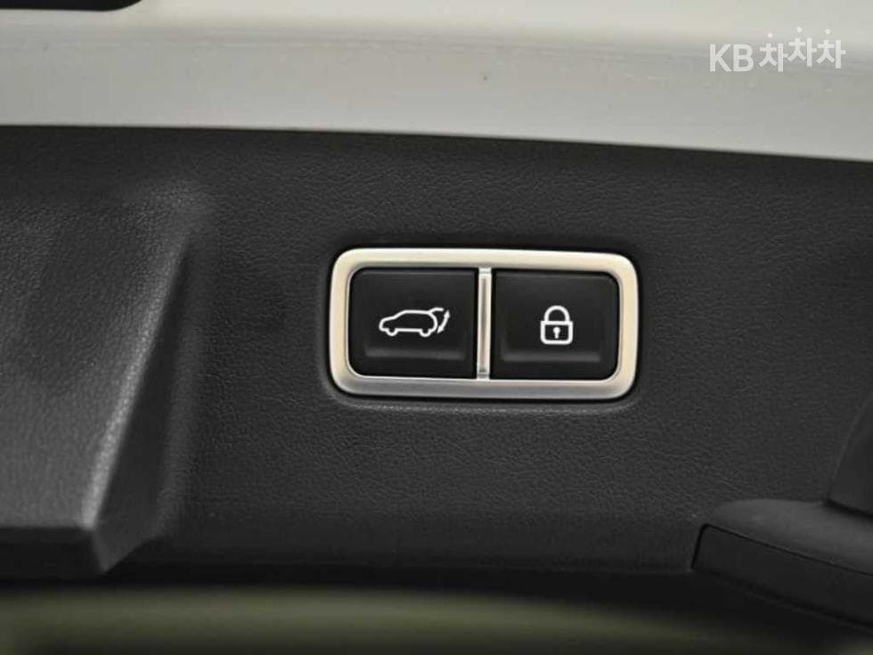 Kia Sorento 4th generation2.2 Diesel 2WD Prestige - 20