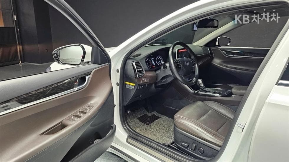Hyundai Grandeur (Azera)IG2.4 Premium Standard - 11