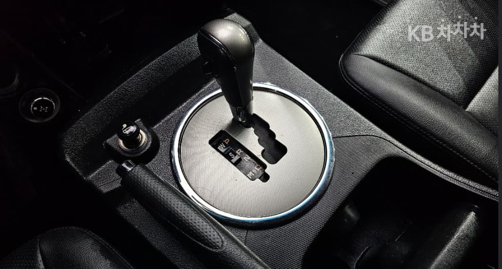 КейДжи Мобилити The New (фейслифт) Корандо Спорт (pickup variant)2.2 CX7 4x4 클럽 - 9