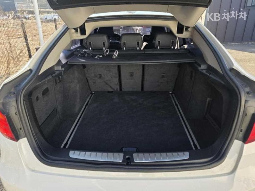 BMW Gran Turismo3 Series GT 320d F34 xDrive - 4