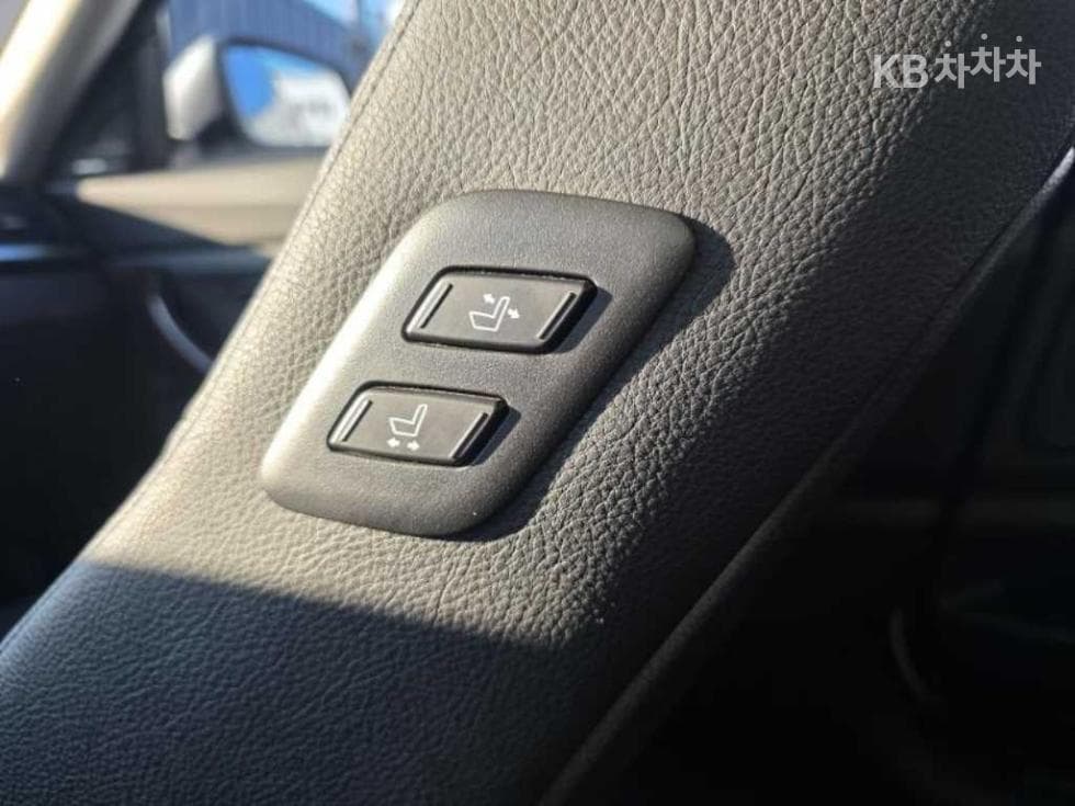 BMW Gran Turismo3 Series GT 320d F34 xDrive - 8