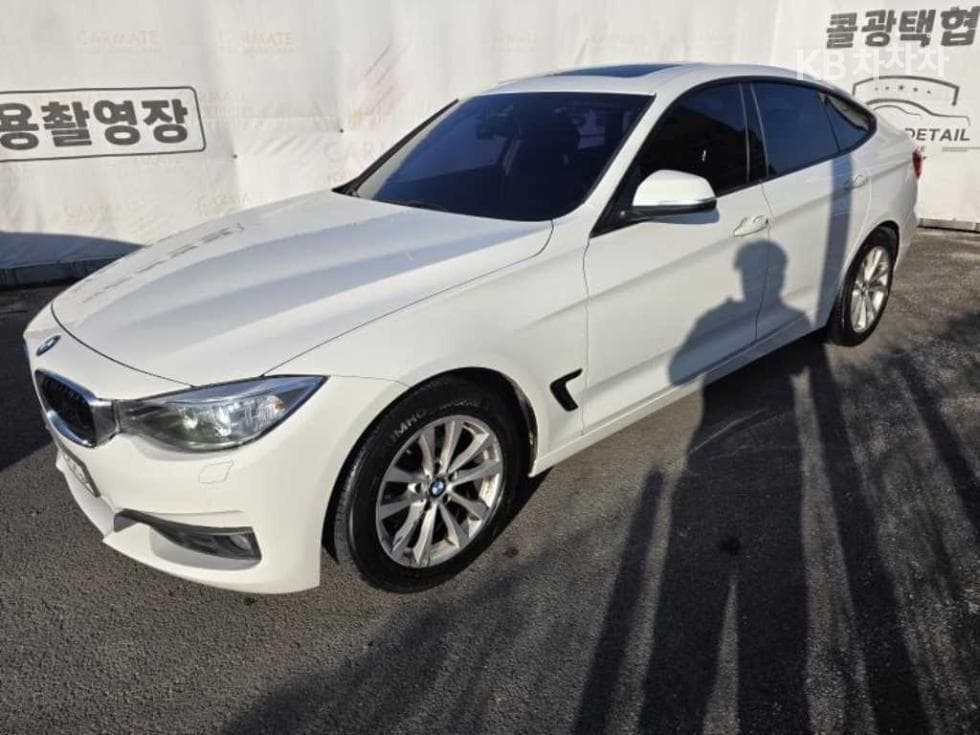 BMW Gran Turismo3 Серия GT 320d F34 xDrive - 2