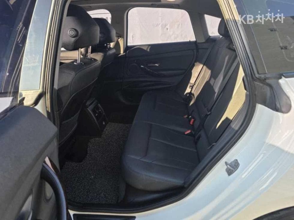 BMW Gran Turismo3 Серия GT 320d F34 xDrive - 6