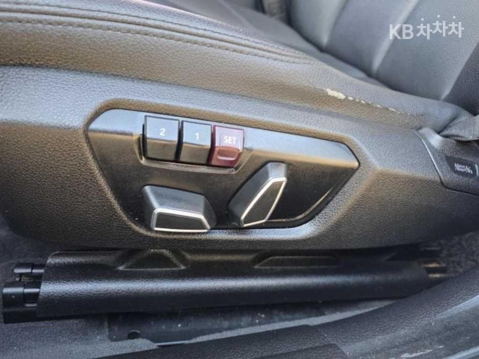 BMW Gran Turismo3 Серия GT 320d F34 xDrive - 13