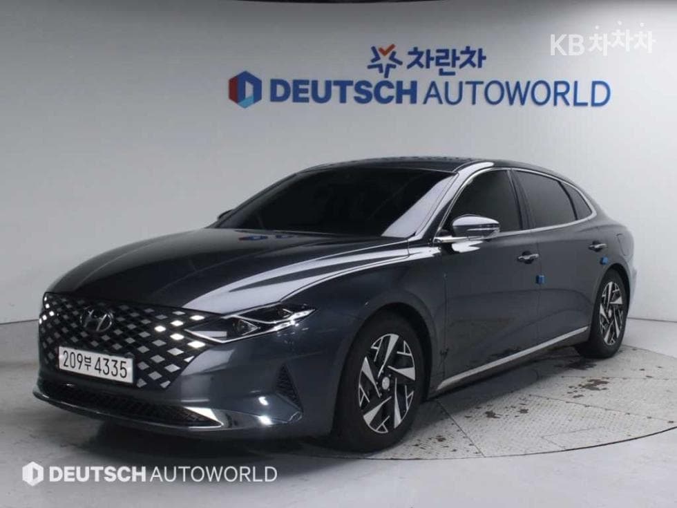 Hyundai The New (facelift) Grandeur (Azera) Hybrid 2.4 Exclusive - Image 1