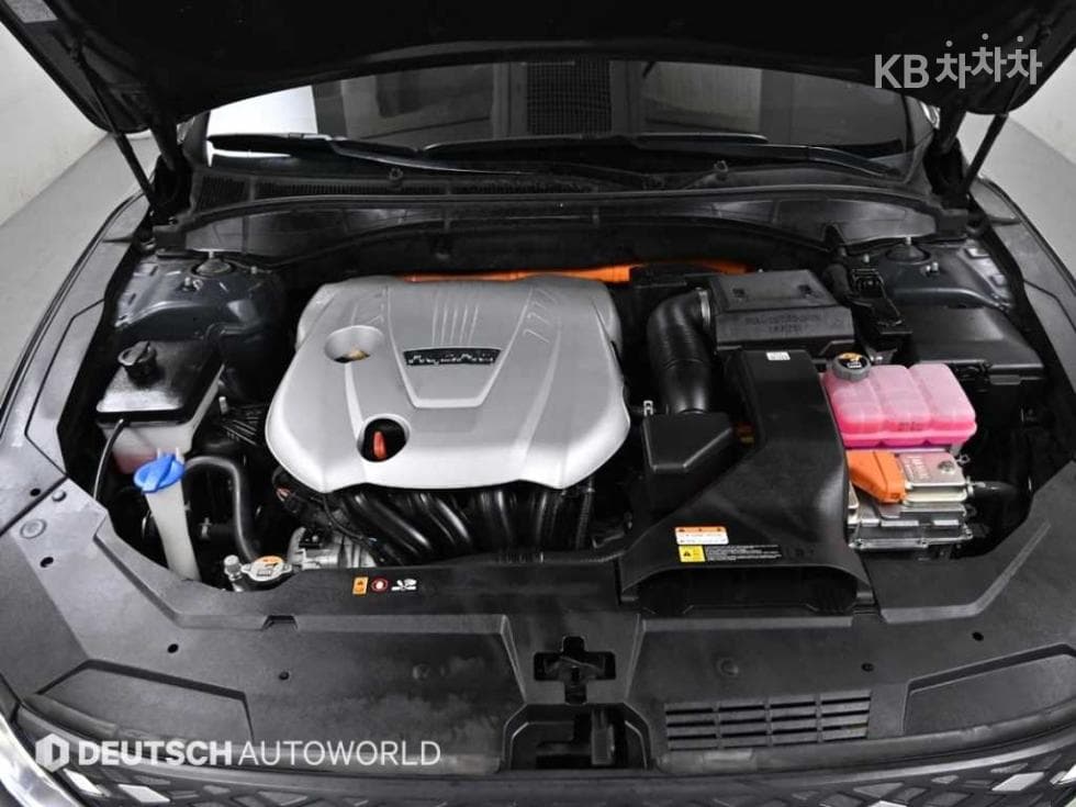 Hyundai The New (facelift) Grandeur (Azera) Hybrid2.4 Exclusive - 6