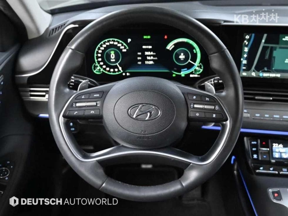 Hyundai The New (facelift) Grandeur (Azera) Hybrid2.4 Exclusive - 13