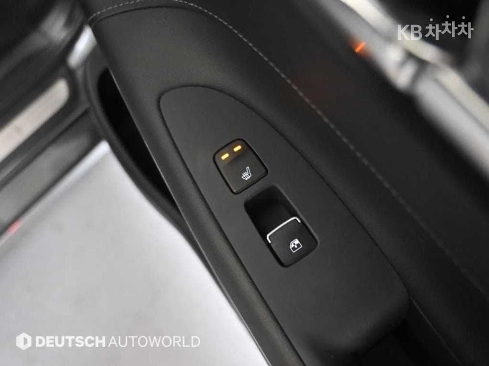 Hyundai The New (facelift) Grandeur (Azera) Hybrid2.4 Exclusive - 16