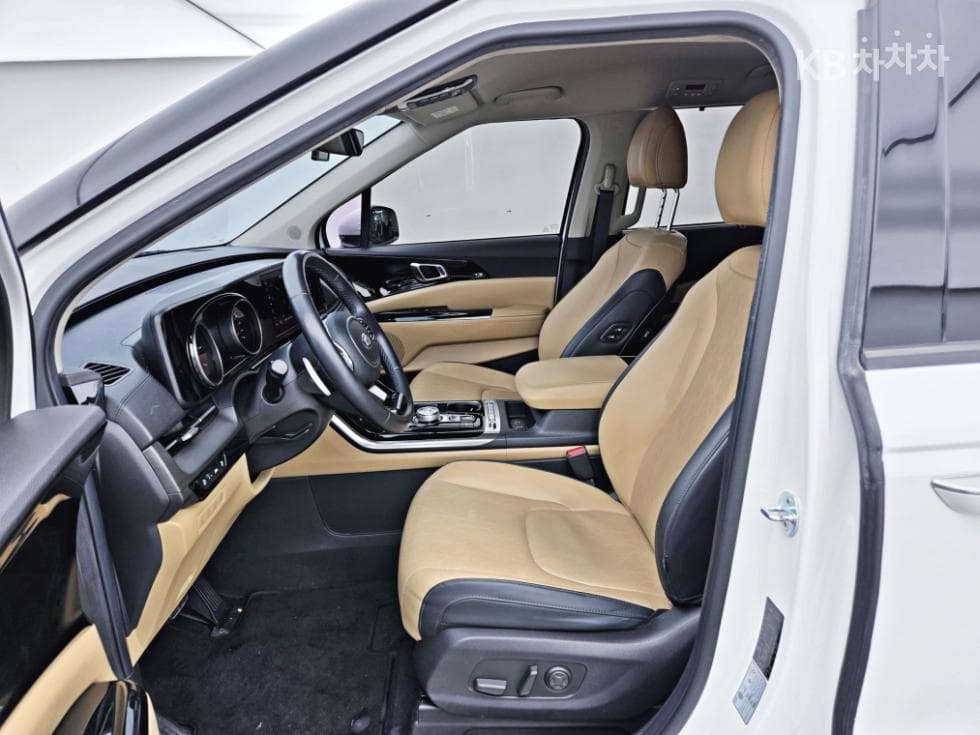 Kia Carnival 4th generationD2.2 9-seater Noblesse - 5