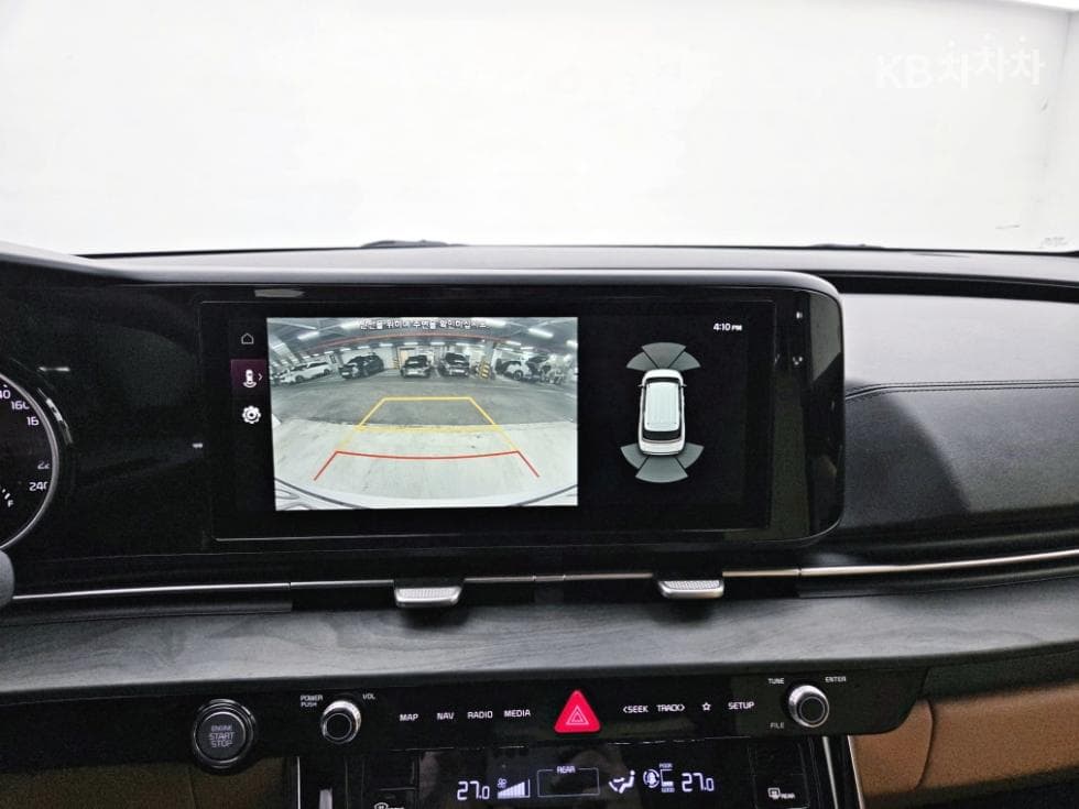 Kia Carnival 4th generationD2.2 9-seater Noblesse - 14