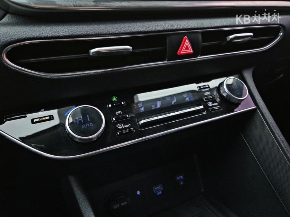 Хюндай Соната (DN8)2.0 Premium - 14