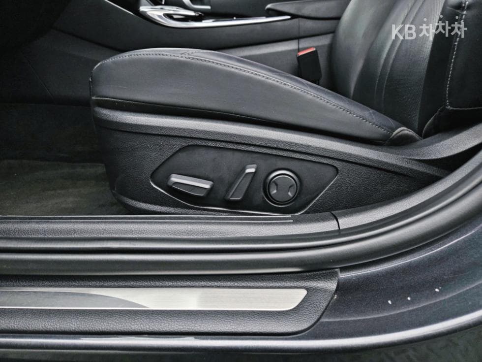 Хюндай Соната (DN8)2.0 Premium - 16