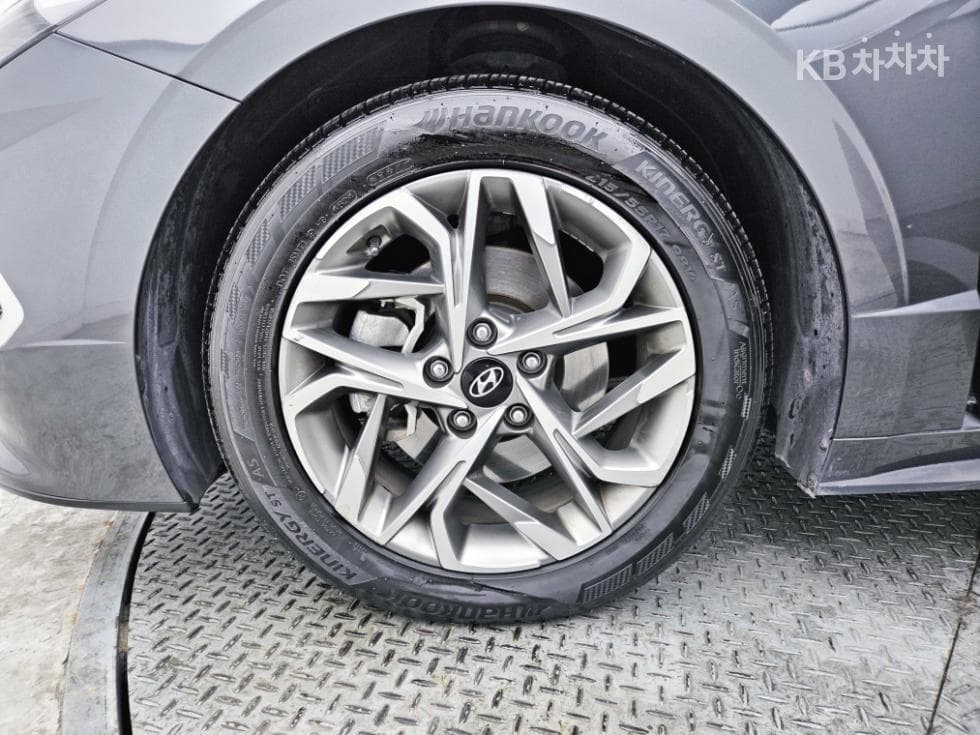 Хюндай Соната (DN8)2.0 Premium - 21