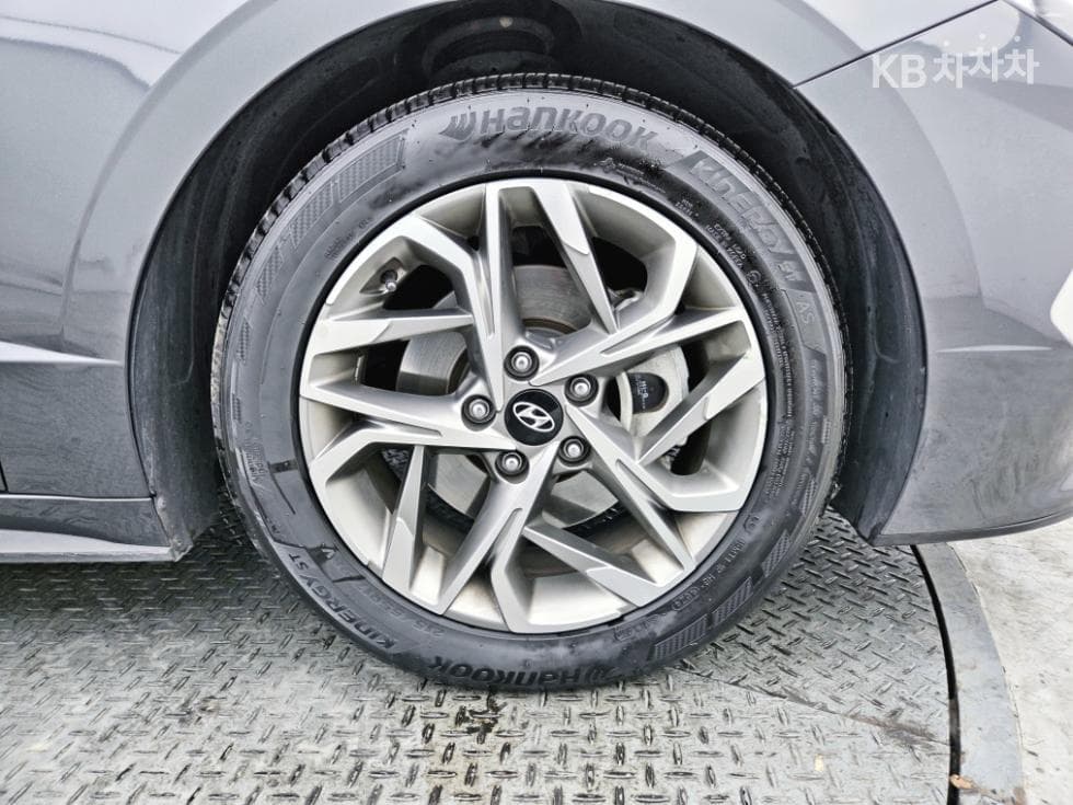 Хюндай Соната (DN8)2.0 Premium - 22