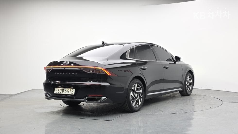 Хюндай The New (фейслифт) Grandeur (Azera) Хибрид2.4 Premium - 2