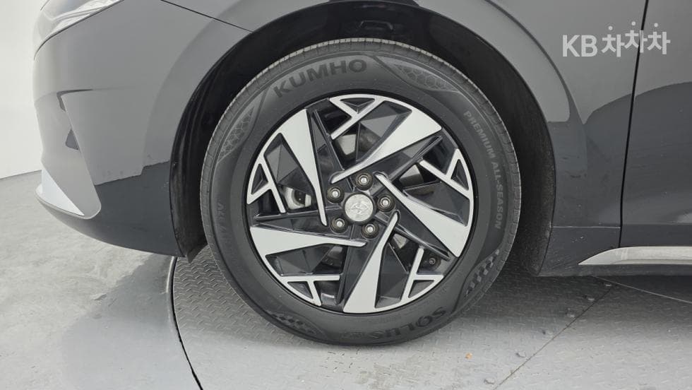 Хюндай The New (фейслифт) Grandeur (Azera) Хибрид2.4 Premium - 6