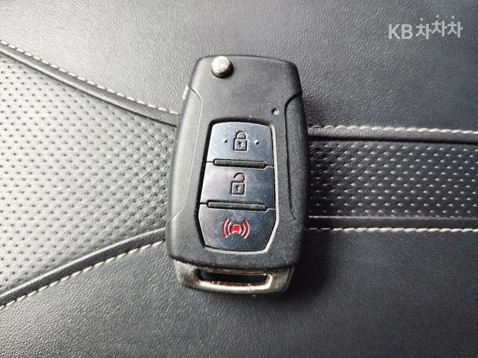 KG Mobility 토레스(J100)1.5 GDI Turbo T5 - 22