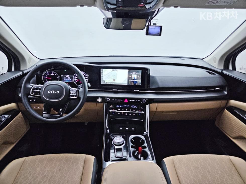 Kia Carnival 4th generationD2.2 9-seater Noblesse - 20