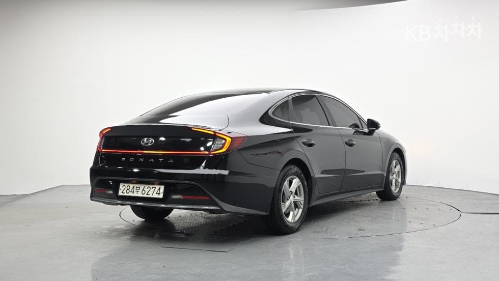 Hyundai Sonata (DN8)2.0 LPG Rental car Style - 2