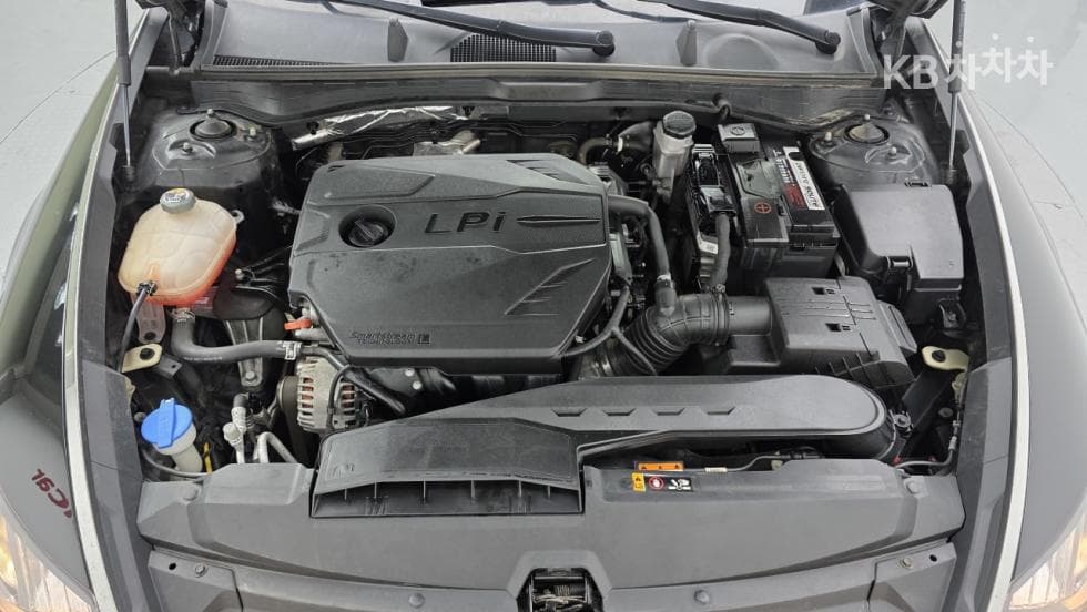 Hyundai Sonata (DN8)2.0 LPG Rental car Style - 12