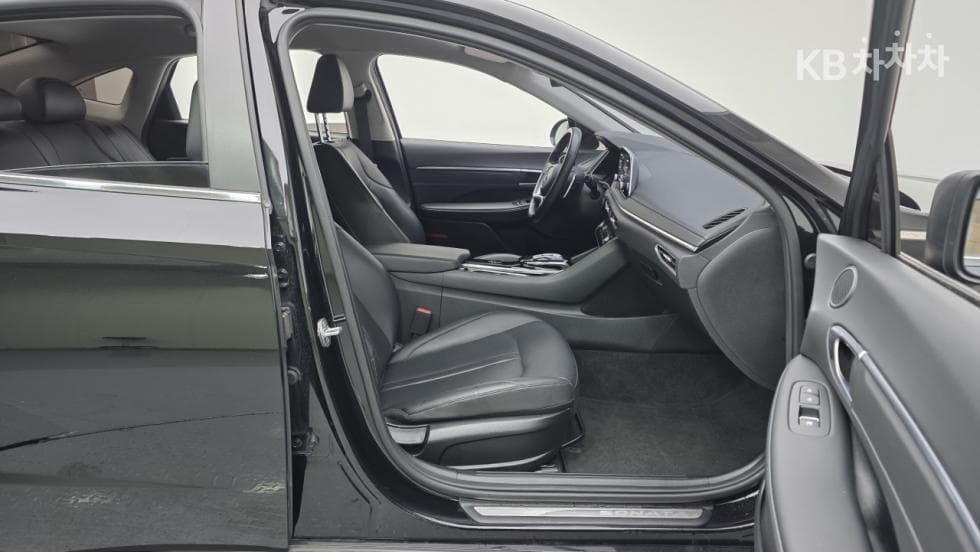 Hyundai Sonata (DN8)2.0 LPG Rental car Style - 14