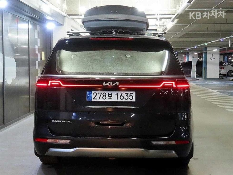 Kia Carnival 4th generationD2.2 7-seater (Limousine) Signature - 5