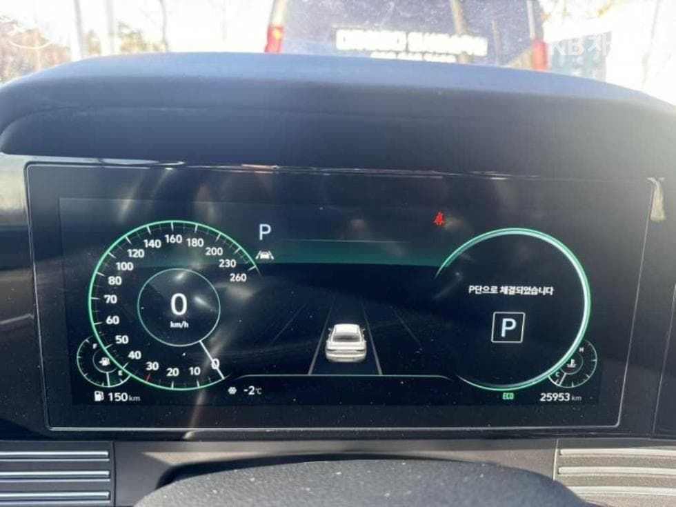 Hyundai The New (facelift) Grandeur (Azera)3.3 Calligraphy - 10