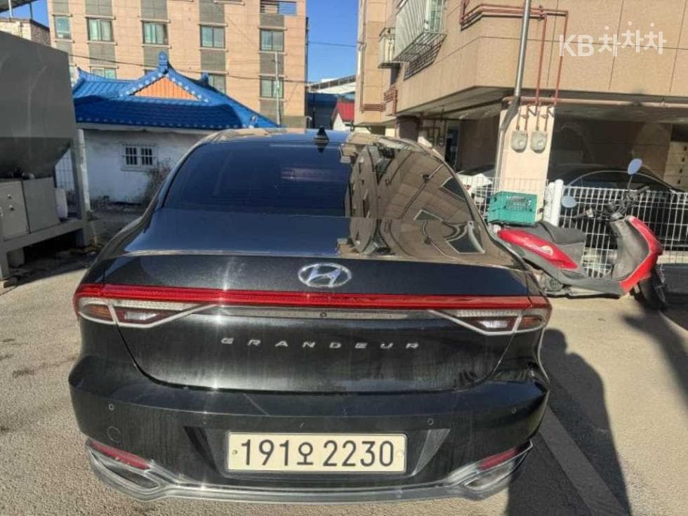 Хюндай The New (фейслифт) Grandeur (Azera) Хибрид2.4 Premium 초이스 - 3