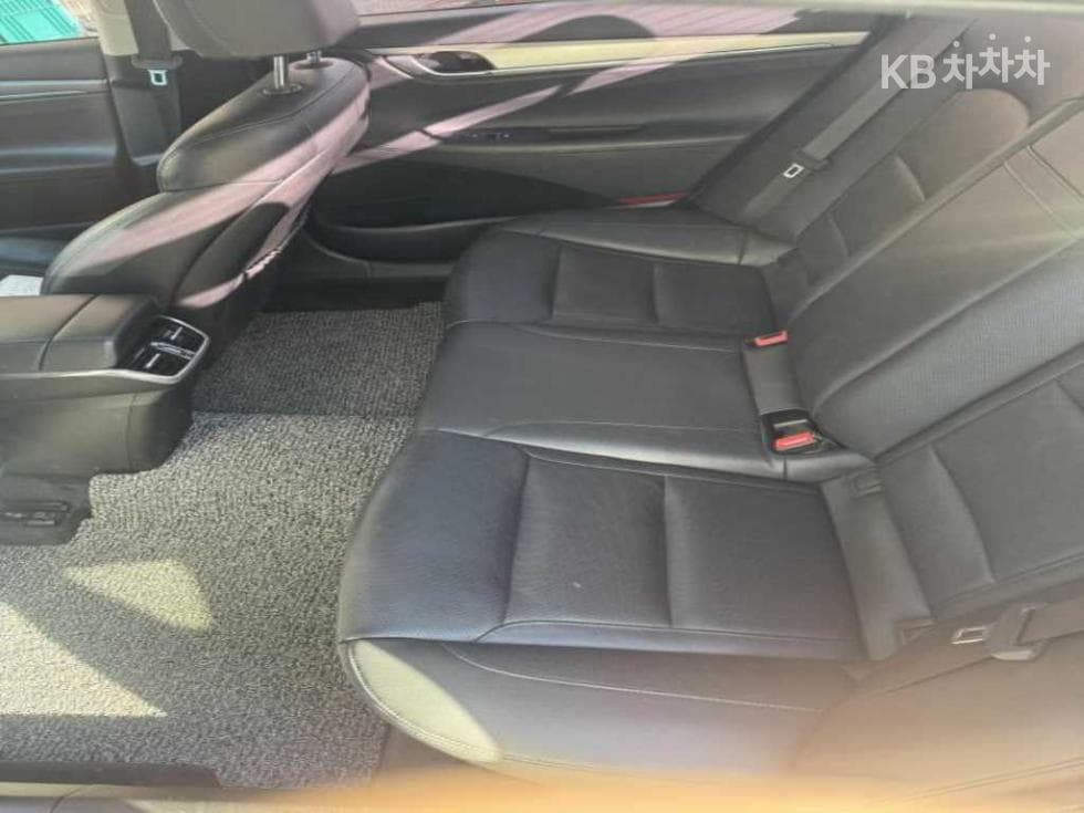 Хюндай The New (фейслифт) Grandeur (Azera) Хибрид2.4 Premium 초이스 - 7