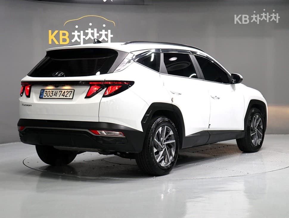 Hyundai The All New Tucson Hybrid(NX (Lexus SUV)4)1.6T HEV Premium - 3