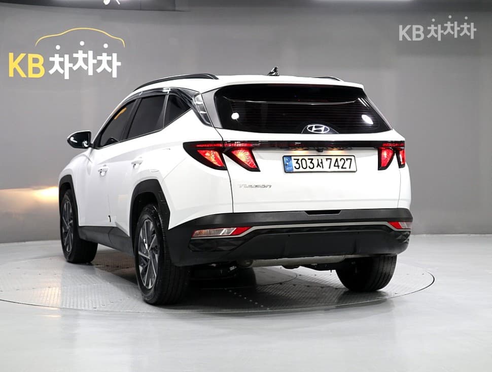 Hyundai The All New Tucson Hybrid(NX (Lexus SUV)4)1.6T HEV Premium - 4