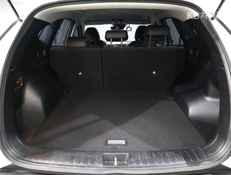 Hyundai The All New Tucson Hybrid(NX (Lexus SUV)4)1.6T HEV Premium - 18