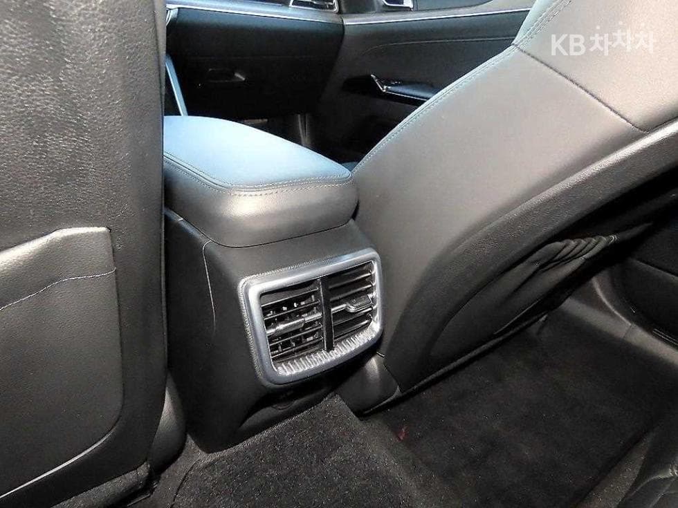 Kia K5 3rd Gen2.0 Gasoline Noblesse - 15