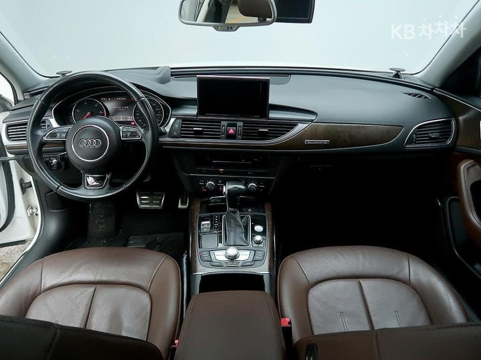 Audi NEW A635 Turbo Diesel Injection Dynamic LED C7 - 5