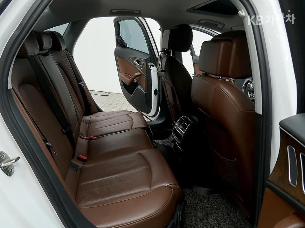 Audi NEW A635 Turbo Diesel Injection Dynamic LED C7 - 12