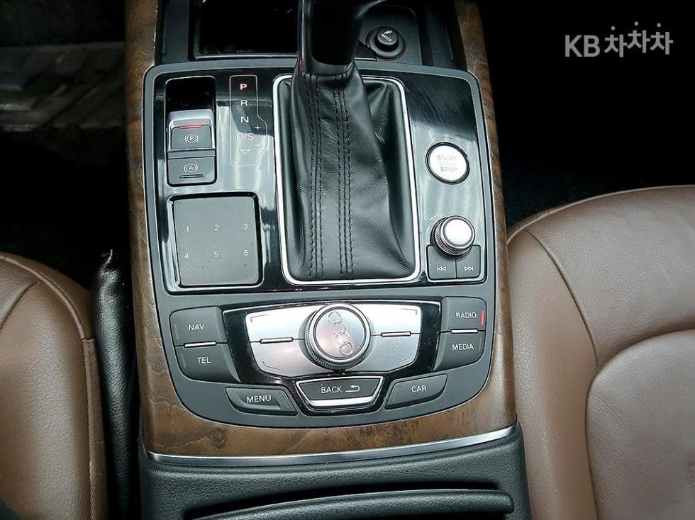 Audi NEW A635 Turbo Diesel Injection Dynamic LED C7 - 13