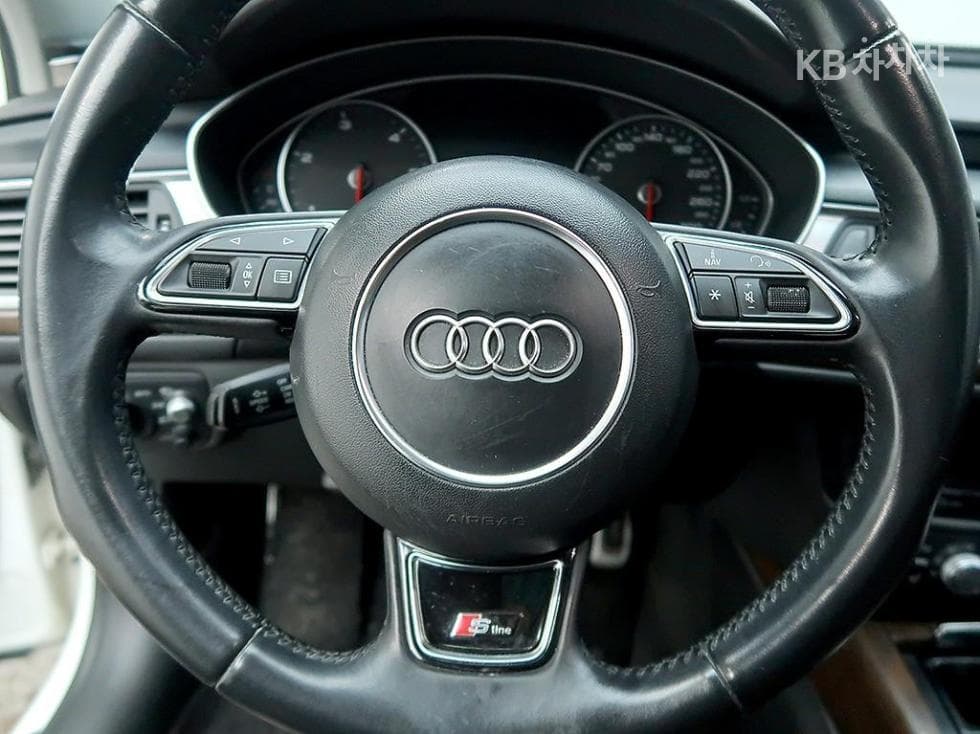 Audi NEW A635 Turbo Diesel Injection Dynamic LED C7 - 18