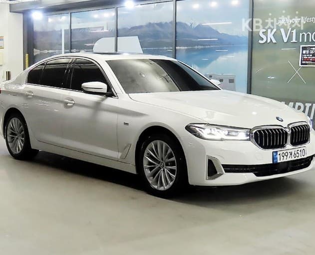 BMW 올Нов5 Серия (G30) 523d xDrive Luxury - Image 1