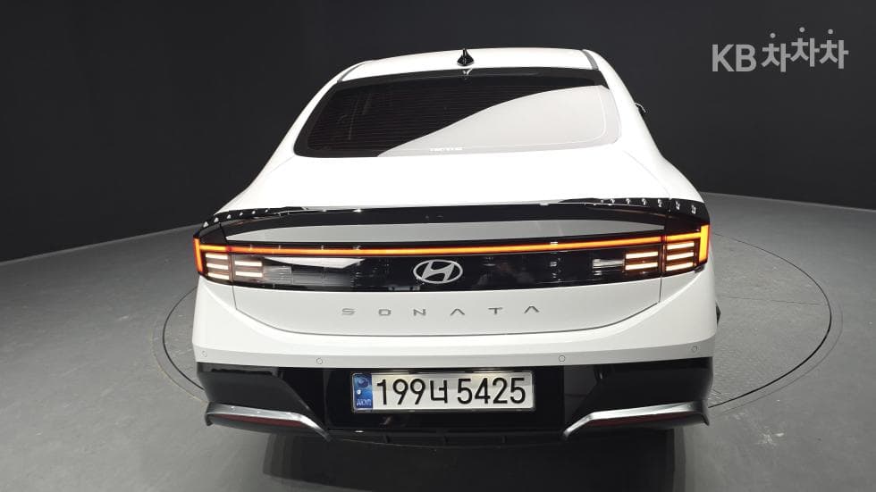 Хюндай Соната Ди Едж (Соната фацелит)(DN8)1.6 Турбо Exclusive - 2