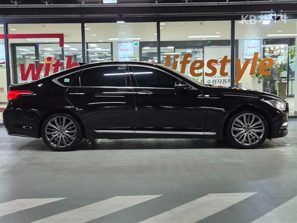 Hyundai GenesisDHG330 Premium AWD - 3