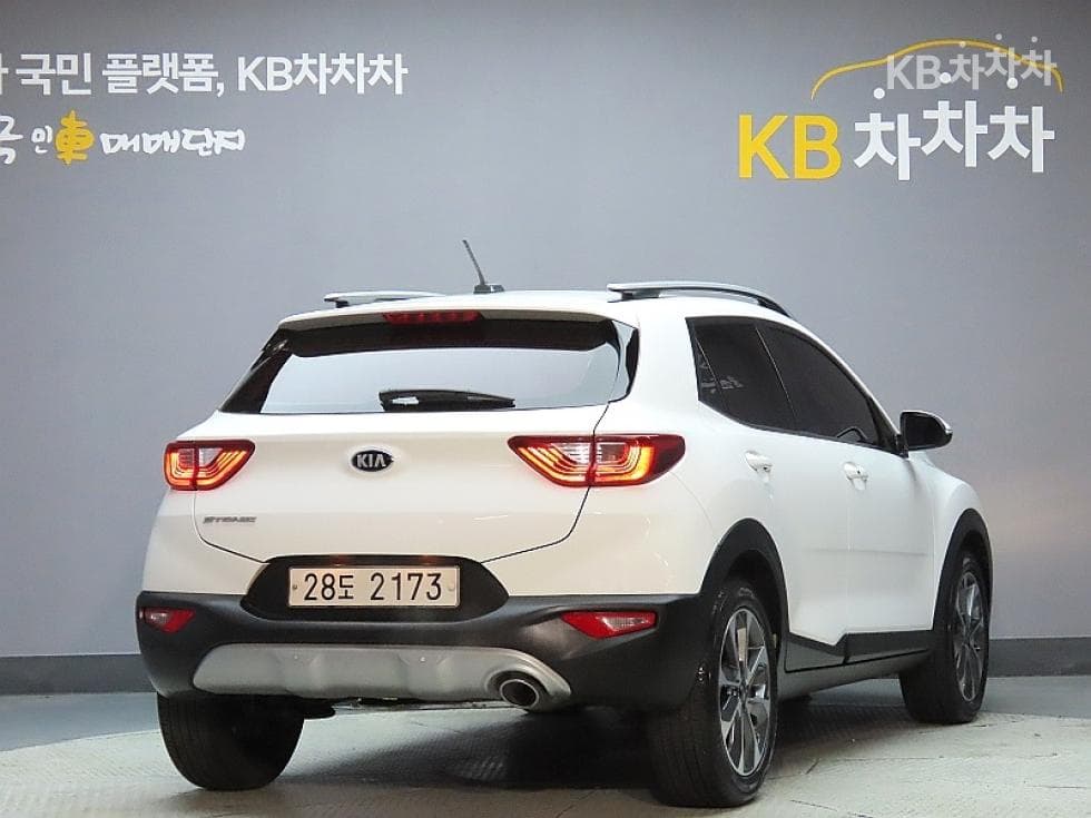 Киа StonicБензин 1.4 MPI Тренди - 2