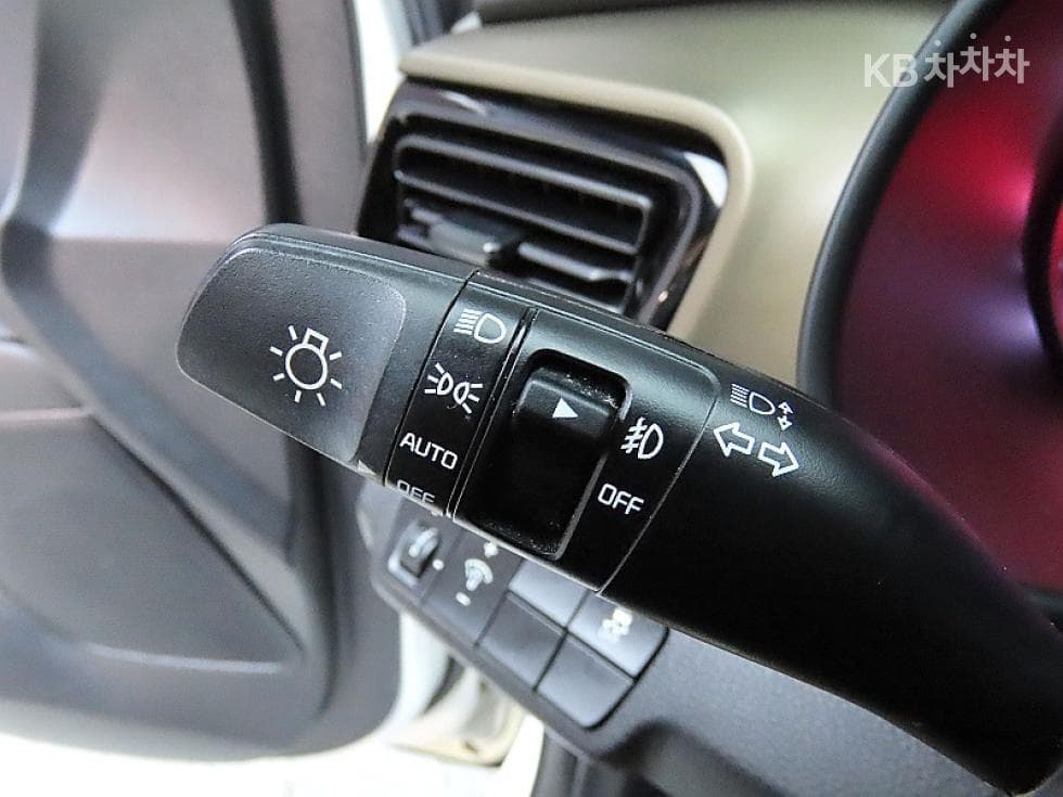 Киа StonicБензин 1.4 MPI Тренди - 14