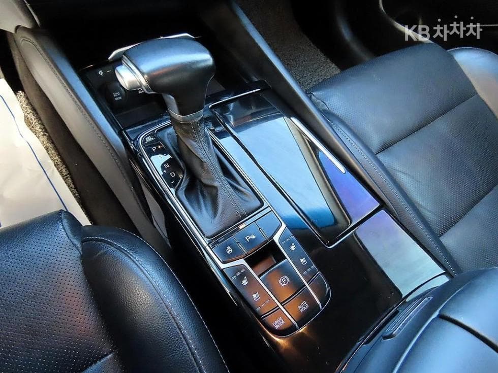 Kia All New K73.3 GDi Limited 에디션 - 10