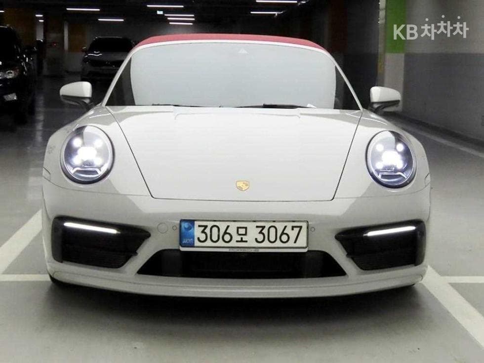 Porsche 911(992)Carrera Cabriolet