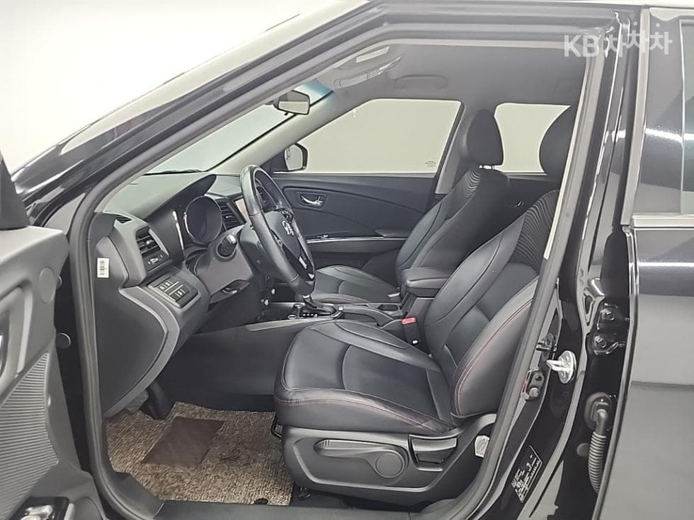 КейДжи Мобилити Тиволи Air2WD IX - 11